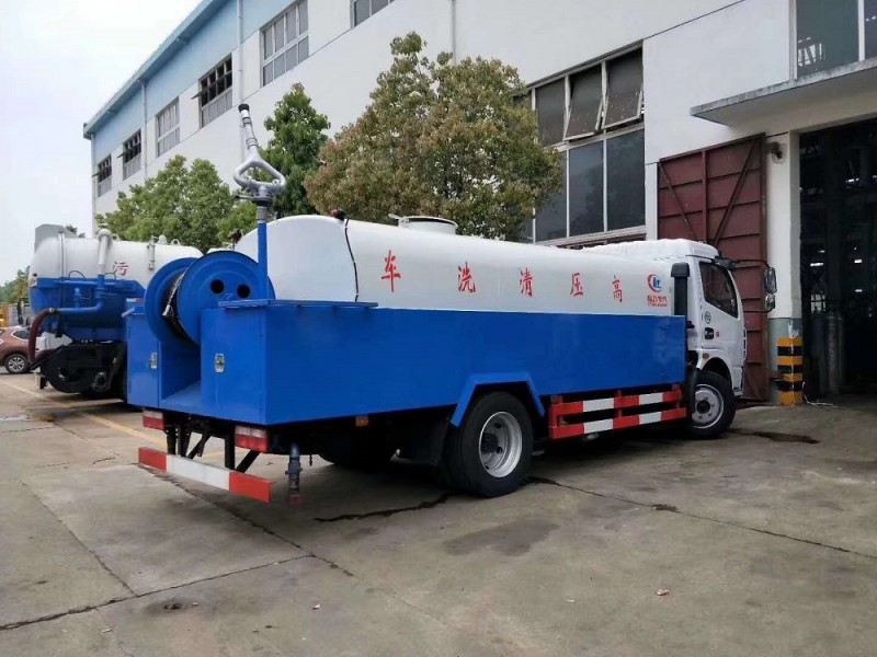 東風(fēng)大多利卡高壓清洗車(chē)