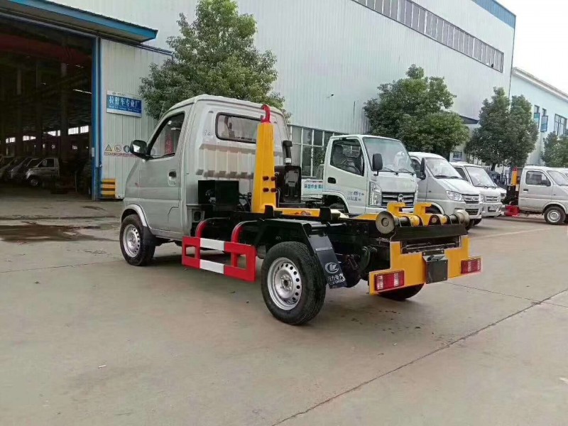 長(zhǎng)安3方勾臂式垃圾車（單輪）