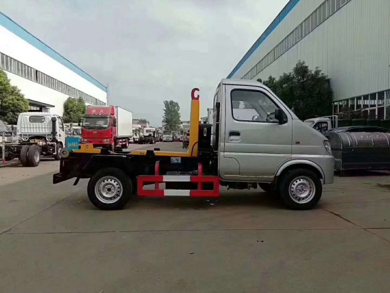 長(zhǎng)安3方勾臂式垃圾車（單輪）