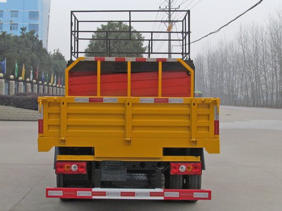 江鈴雙排座8-10米平臺升降高空作業車 江鈴雙排座8-10米平臺升降高空作業車圖片