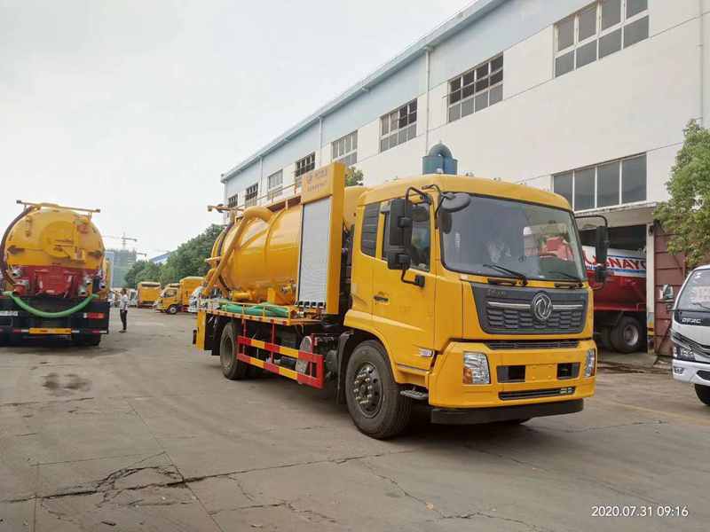 東風天錦清洗吸污車 東風天錦清洗吸污車圖片