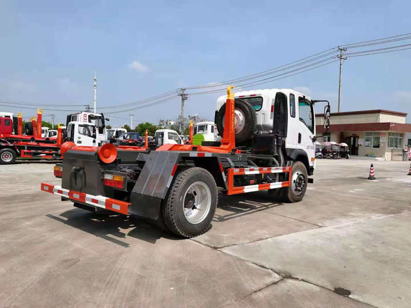 大運勾臂式垃圾車（黃牌）圖片