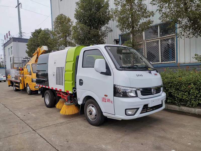 東風(fēng)途逸掃路車