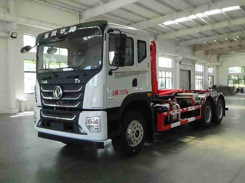 東風(fēng)華神T5后八輪勾臂垃圾車